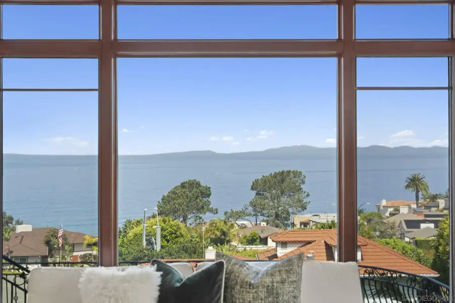 1745 Amalfi St, La Jolla, CA 92037 - #2