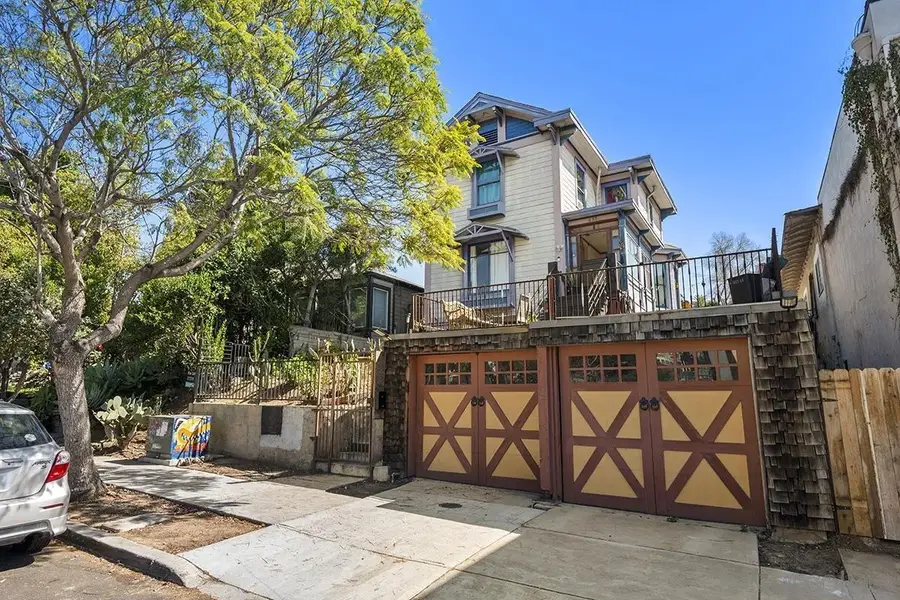 637 19th Street, San Diego, CA 92102 - #2