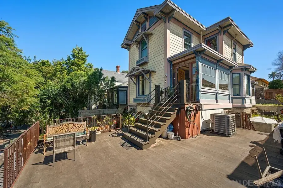 637 19th Street, San Diego, CA 92102 - #3