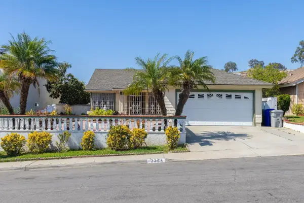 2254 Spring Oak Way, San Diego, CA 92139