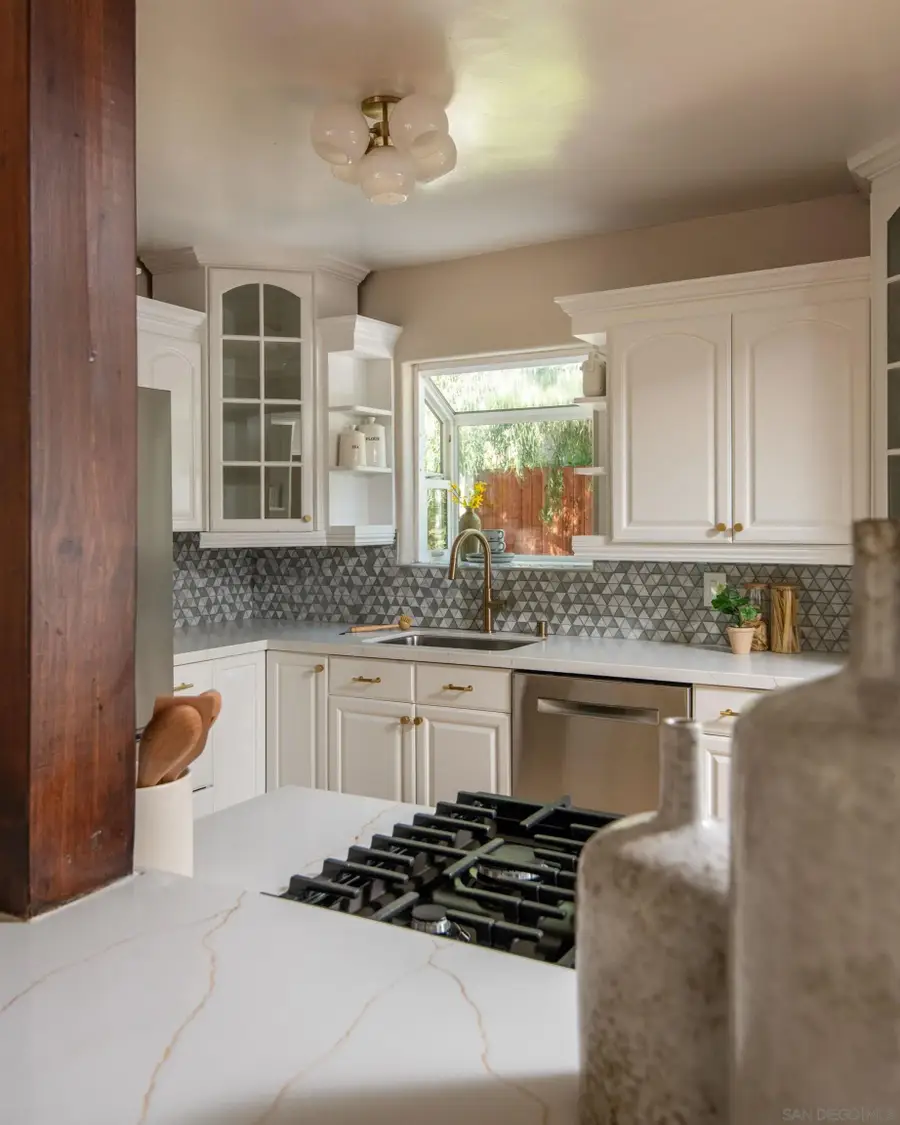 2711 N Arroyo Drive, San Diego, CA 92103 - #3