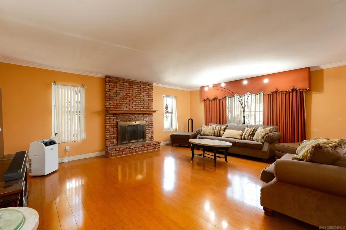 10448 Glenellen Avenue, San Diego, CA 92126 - #1
