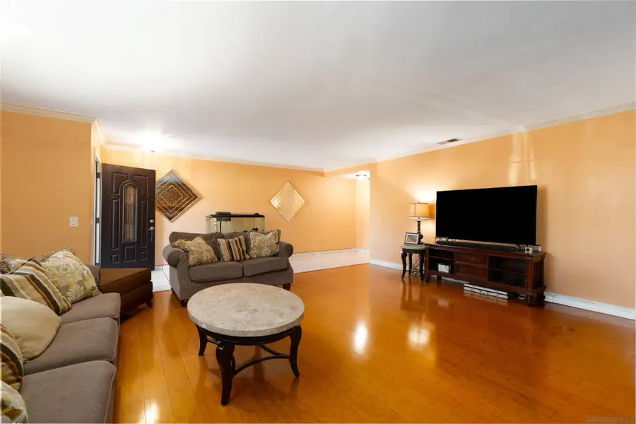 10448 Glenellen Avenue, San Diego, CA 92126 - #2
