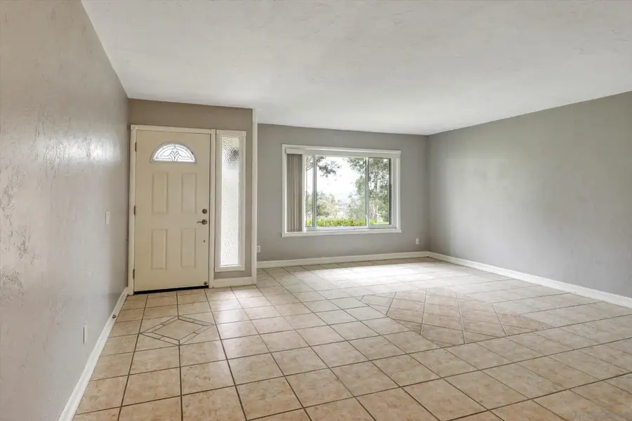 9719 Caminito Del Marfil, San Diego, CA 92124 - #3