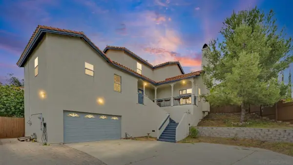 2042 Cherokee Lane, Escondido, CA 92026