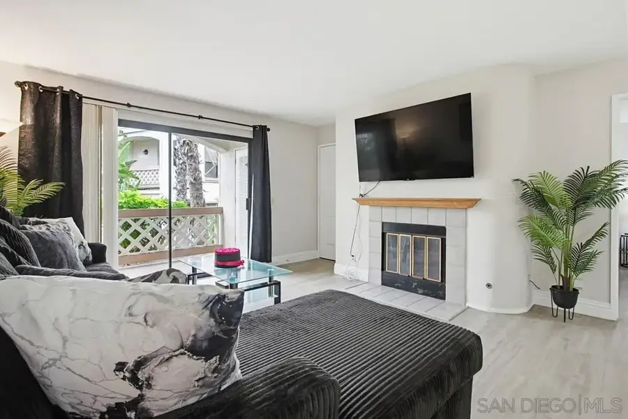 9418 Twin Trails Dr #102, San Diego, CA 92129 - #3