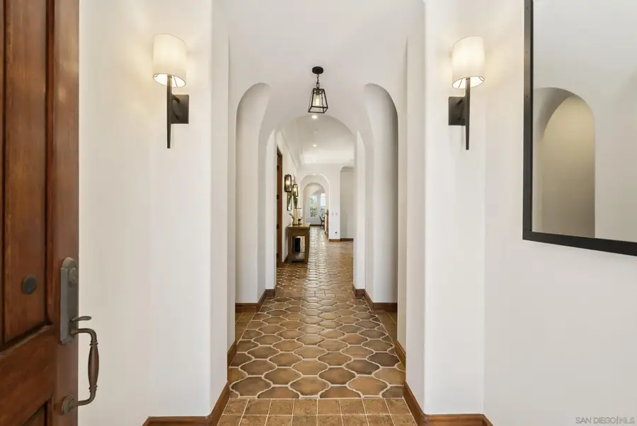 7836 Vista Lazanja, San Diego, CA 92127 - #3