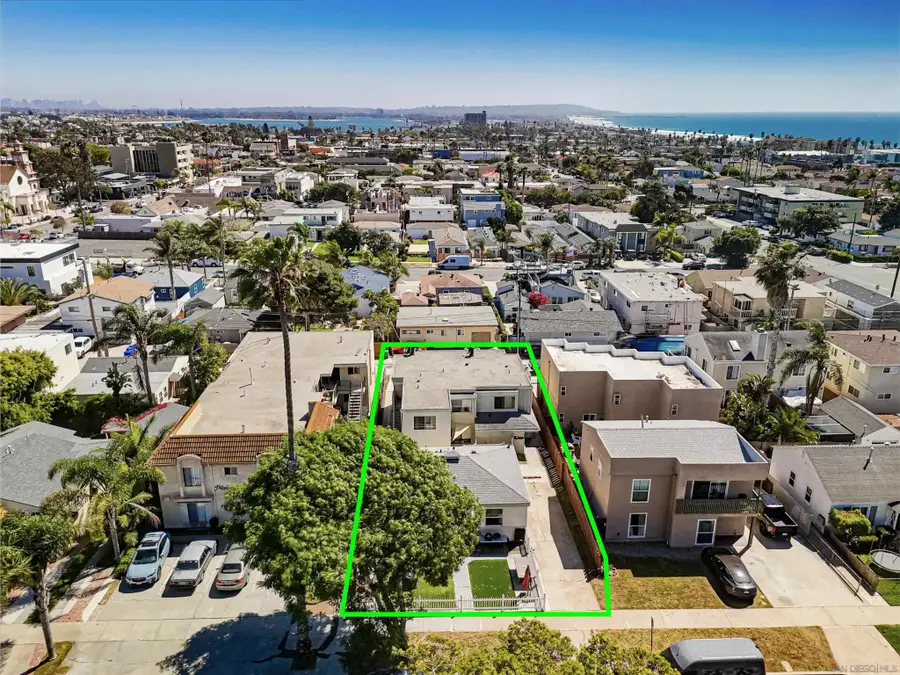 935 Chalcedony Street, San Diego, CA 92109 - #3