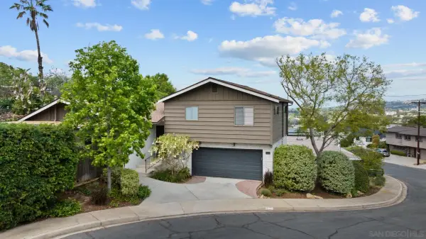 3960 Apore St, La Mesa, CA 91941