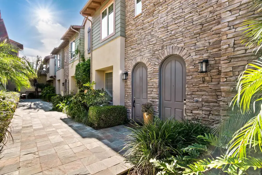 1056 Pearl Street #14, La Jolla, CA 92037 - #2