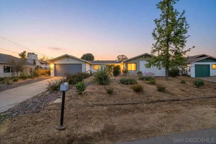 715 Hunter, Ramona, CA 92065 - #2