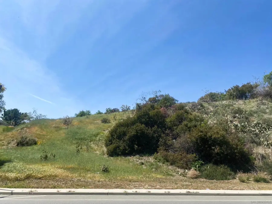 16 Esperanza Drive #16, La Verne, CA 91750 - #2