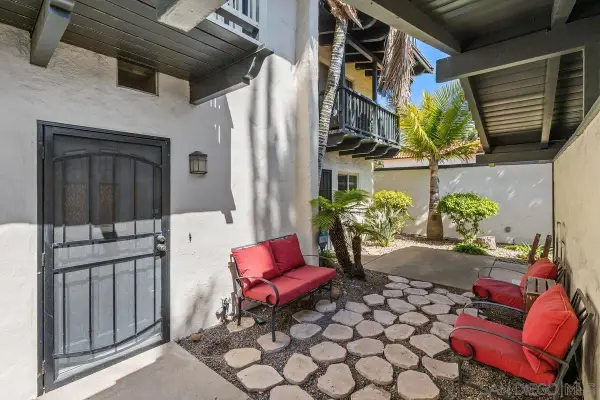 4264 Loma Riviera Lane, San Diego, CA 92110