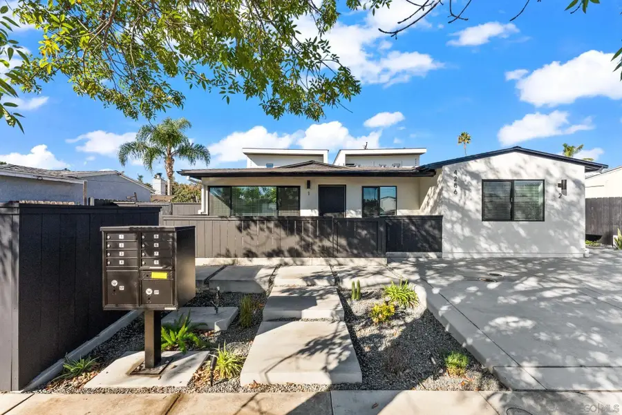 4286 Samoset Aven, San Diego, CA 92117 - #3