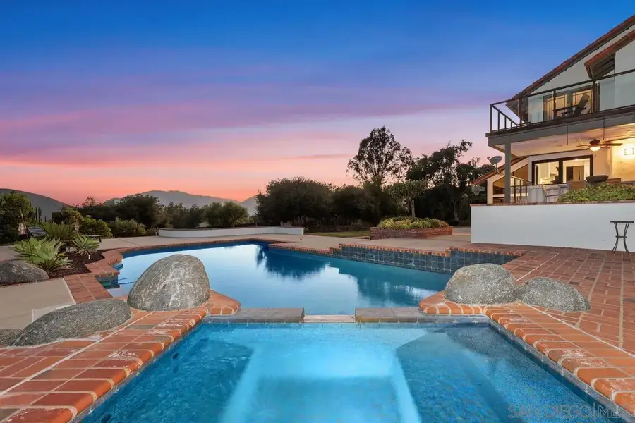 3453 Via Loma Vista, Escondido, CA 92029 - #2