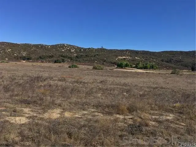 44715 E Benton Rd, Hemet, CA 92544 - #2