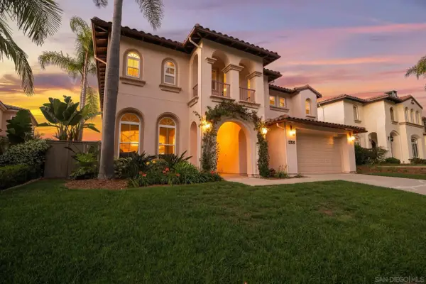 2914 Carrillo Way, Carlsbad, CA 92009