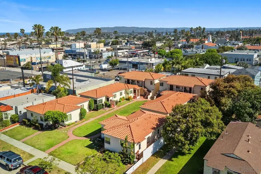 4766-4780 Niagara Ave, San Diego, CA 92107 - #2