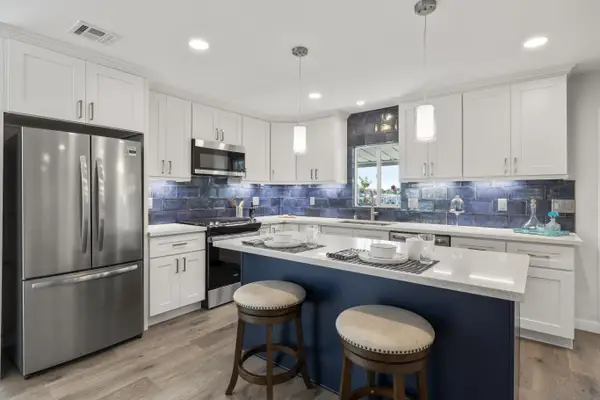 7102 San Bartolo St #11, Carlsbad, CA 92011
