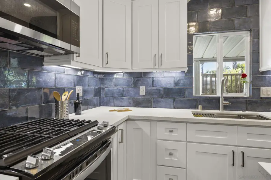 7102 San Bartolo St #11, Carlsbad, CA 92011 - #2