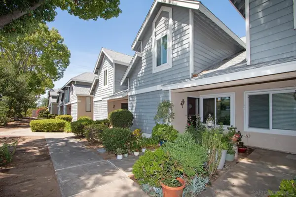 13815 Johannesberg Dr #7, Poway, CA 92064