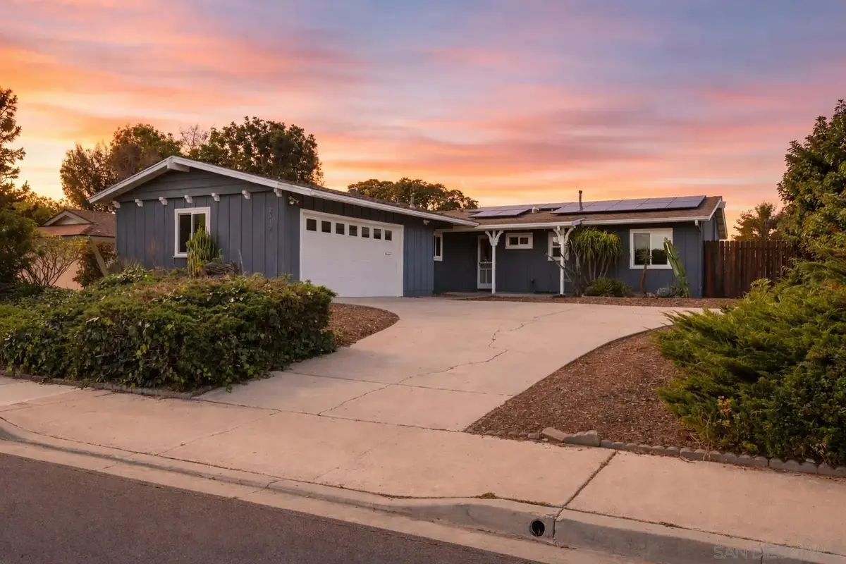 2812 Arcola Ave., San Diego, CA 92117 - #1