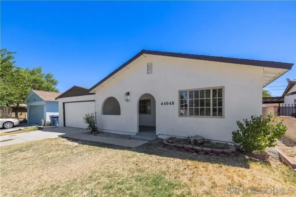 44048 Elm Ave, Lancaster, CA 93534 - #1