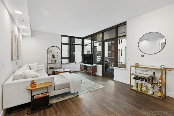 1441 9th Ave #402, San Diego, CA 92101