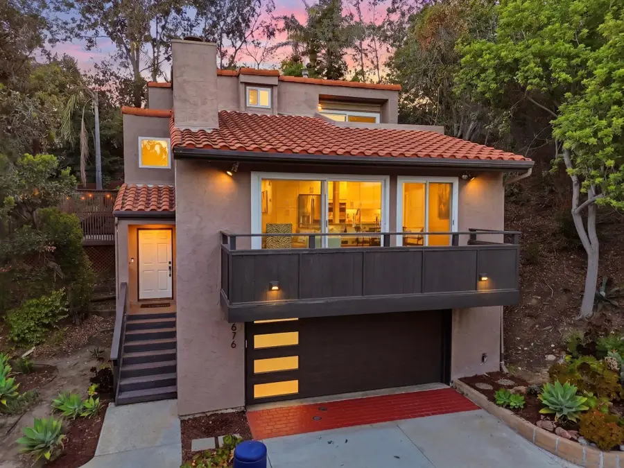 2676 Illion, San Diego, CA 92110 - #2