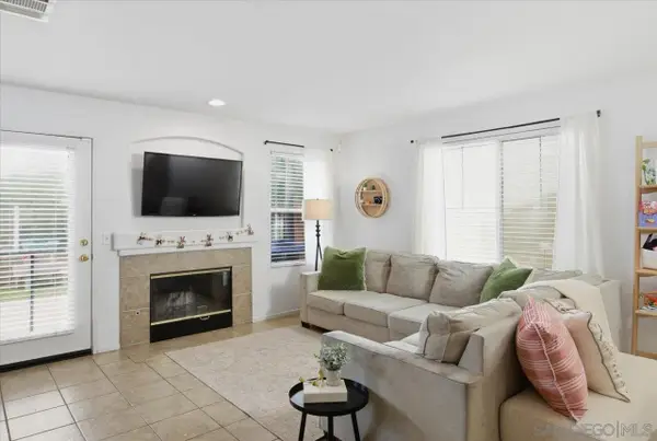 1964 Arbor Glen, Escondido, CA 92025