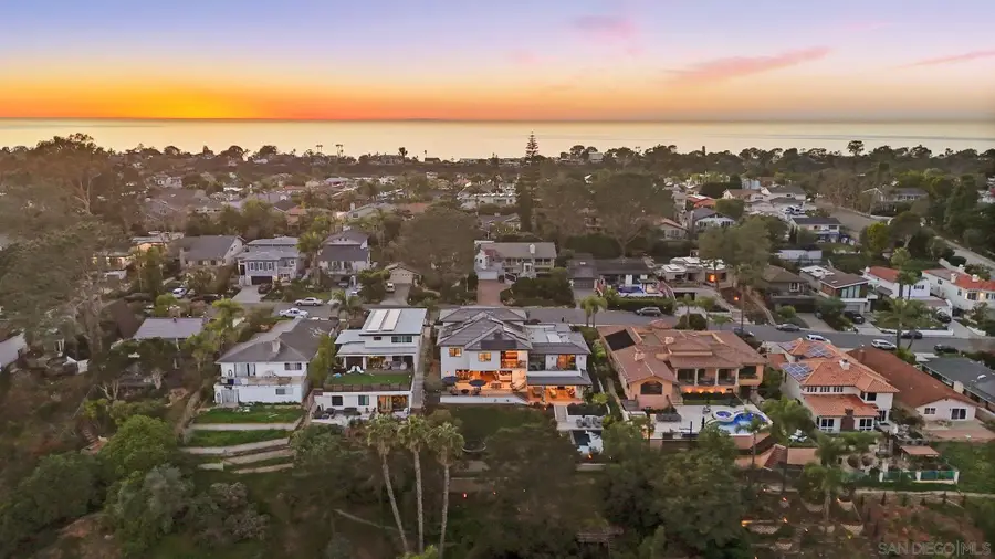 13995 Mira Montana Dr, Del Mar, CA 92014 - #3