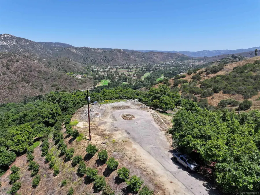 2682 Canyon Crest Dr. #2682, Escondido, CA 92027 - #2