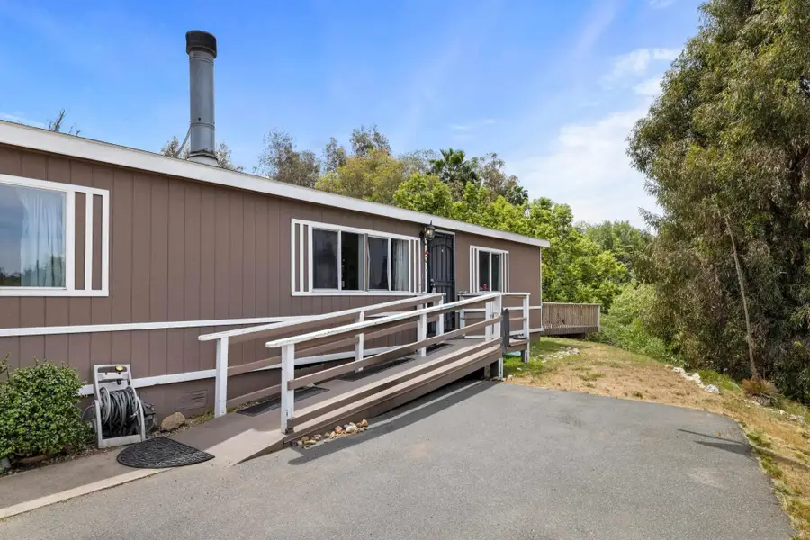 9156 Winter Gardens Blvd, Lakeside, CA 92040 - #2