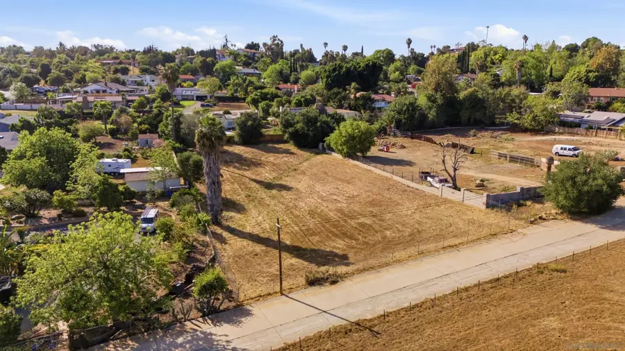 Birch Ave #E, Escondido, CA 92027 - #2