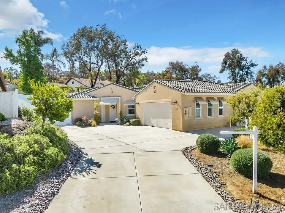 1949 Estancia Pl, Escondido, CA 92029 - #1