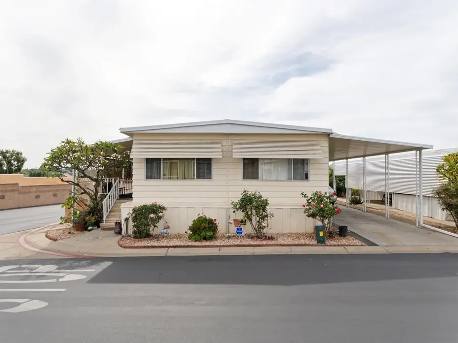 1506 Oak Drive #34, Vista, CA 92084 - #2