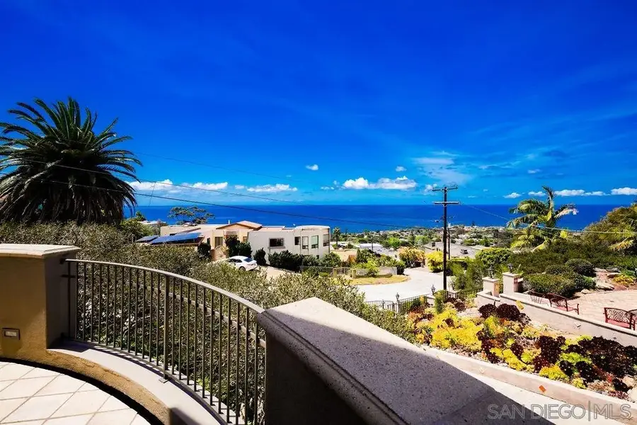5931 La Jolla Corona, La Jolla, CA 92037 - #2