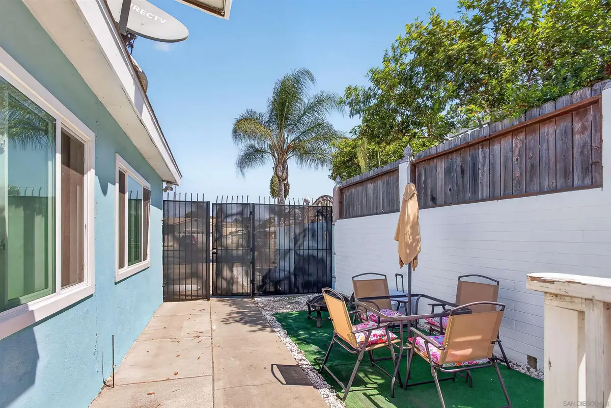 4165-4171 Epsilon St, San Diego, CA 92113 - #1