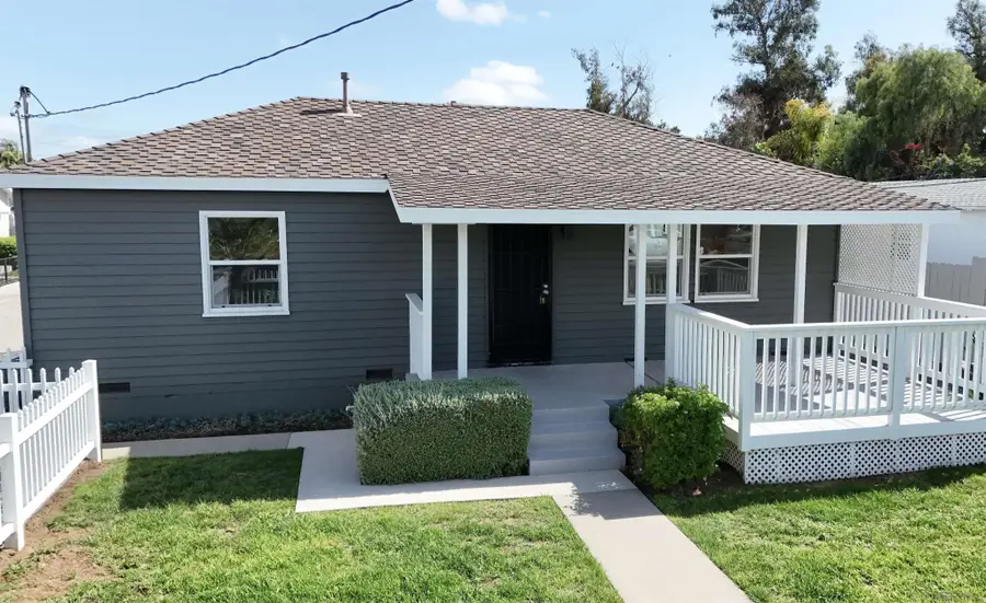 1011 Knowles Ave., Carlsbad, CA 92008 - #2