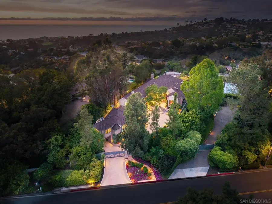 6388 La Jolla Scenic Dr South, La Jolla, CA 92037 - #3