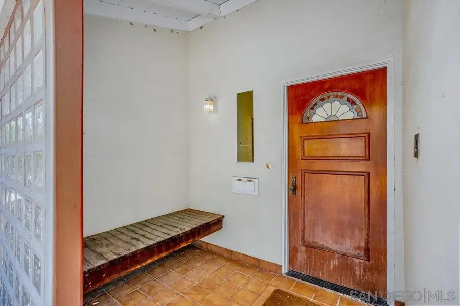 9520 Poole St, La Jolla, CA 92037 - #3