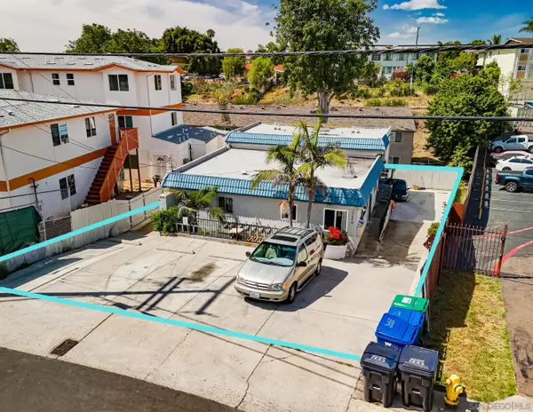 2240 W Dunlop, San Diego, CA 92111