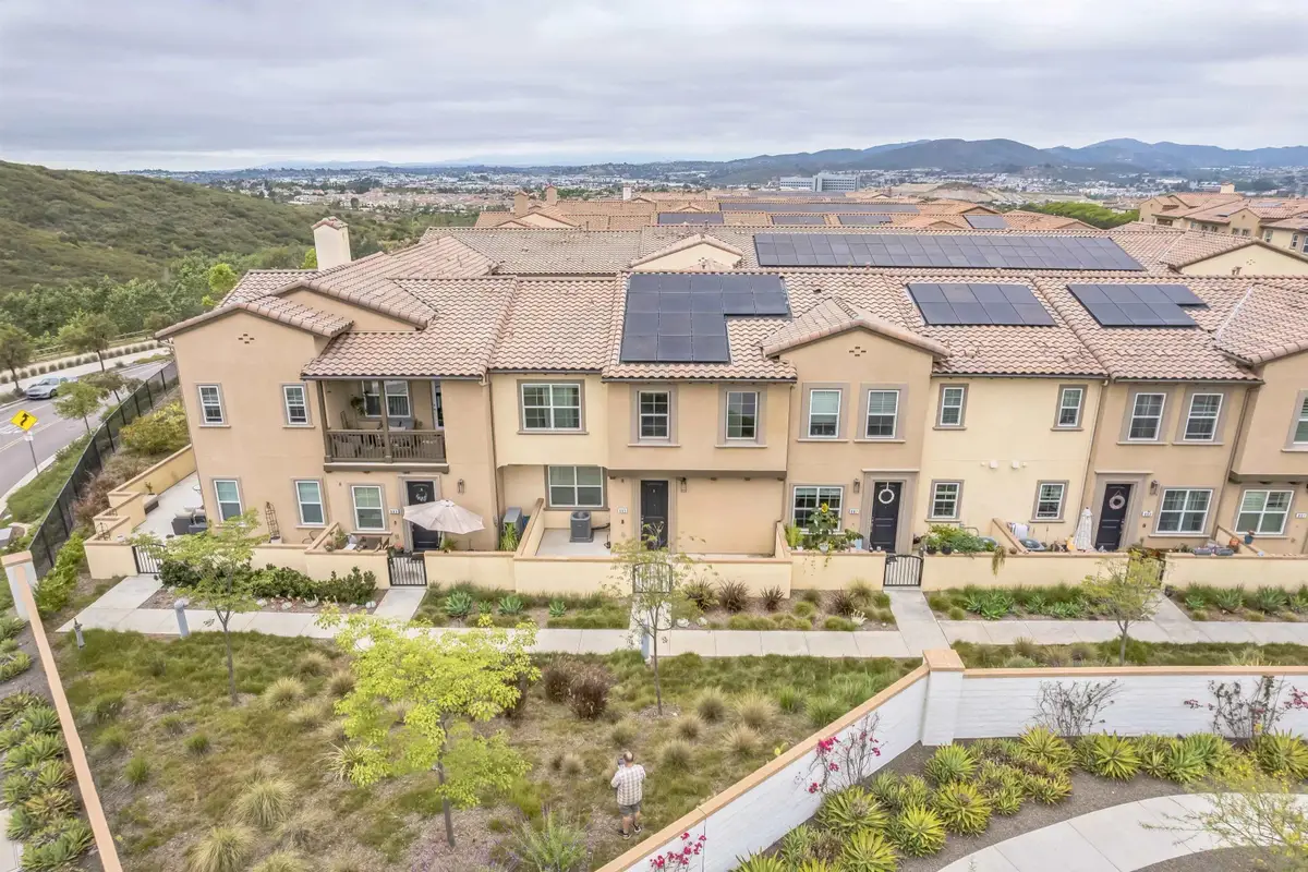 885 Blackstone, San Marcos, CA 92078 - #1