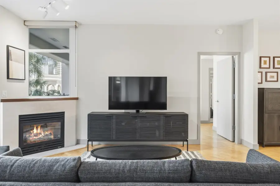 700 W Harbor #407, San Diego, CA 92101 - #3