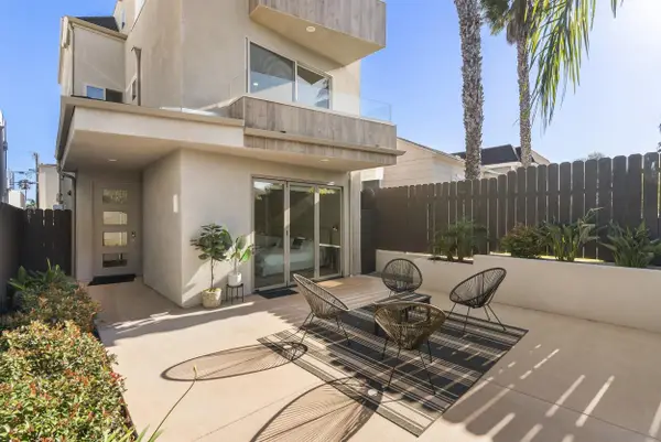 851-53 Sapphire, San Diego, CA 92109