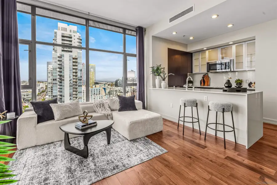 575 6th Ave #1502, San Diego, CA 92101 - #3