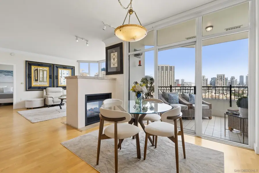 700 W Harbor Dr. #1502, San Diego, CA 92101 - #3