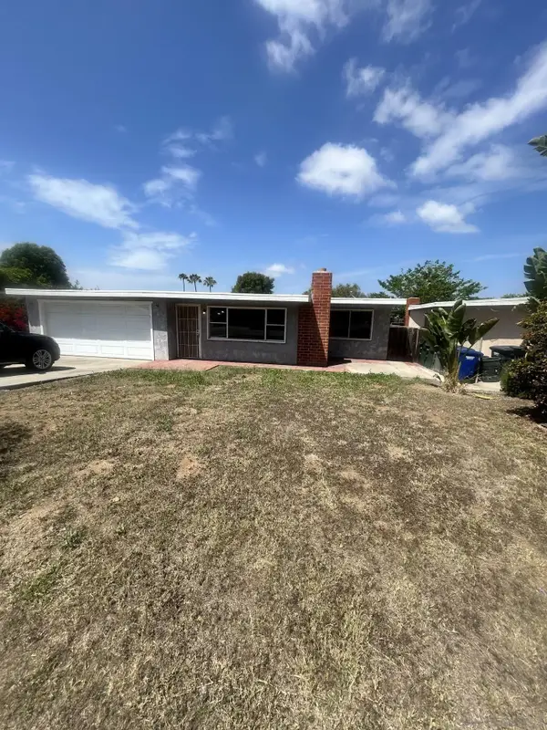 1758 Manor Drive, Vista, CA 92081