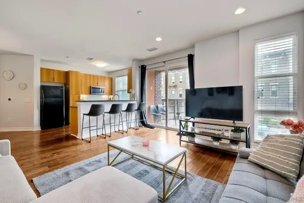 1225 Island Ave #208, San Diego, CA 92101