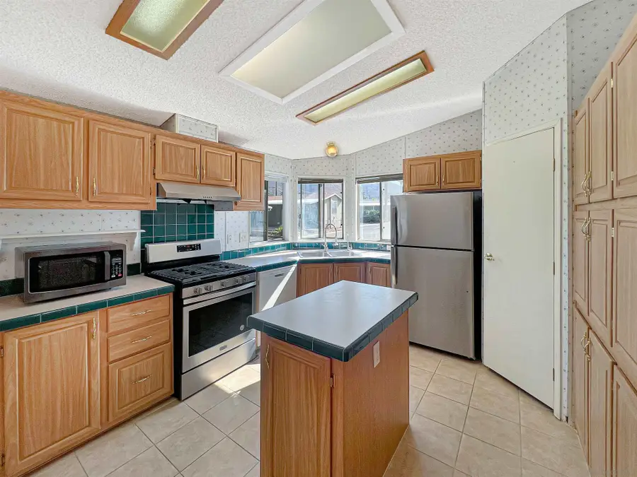 450 E Bradley Ave #127, El Cajon, CA 92021 - Image #2